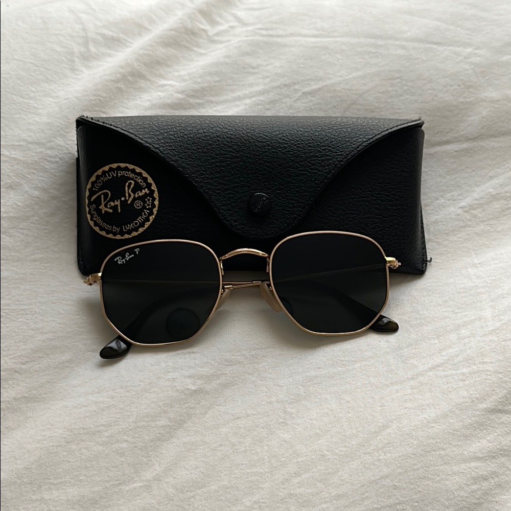 Ray-Ban Hexagonal Flat Polarized Sunglasses